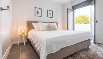 Resa Estates Ibiza te koop appartement Vadella Mar zee zicht slaapkamer 6.jpg